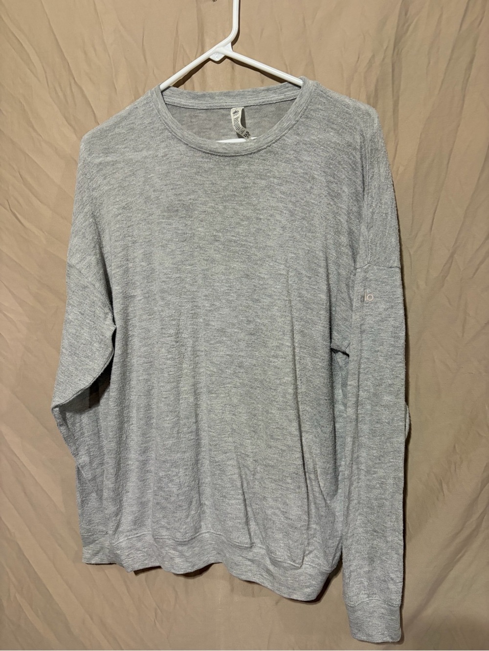 Alo yoga long sleeve